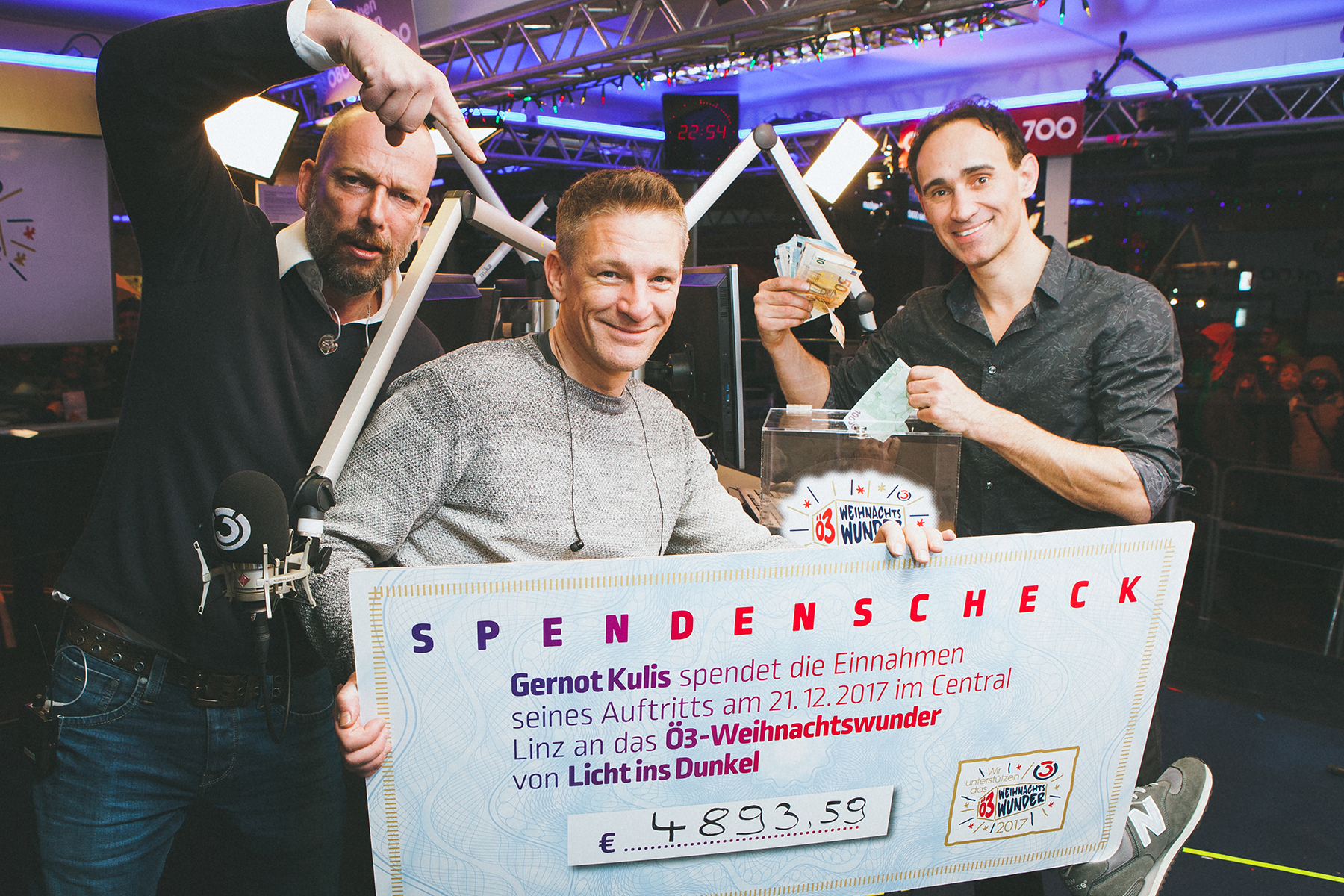 Gernot Kulis für Familien in Not in Österreich